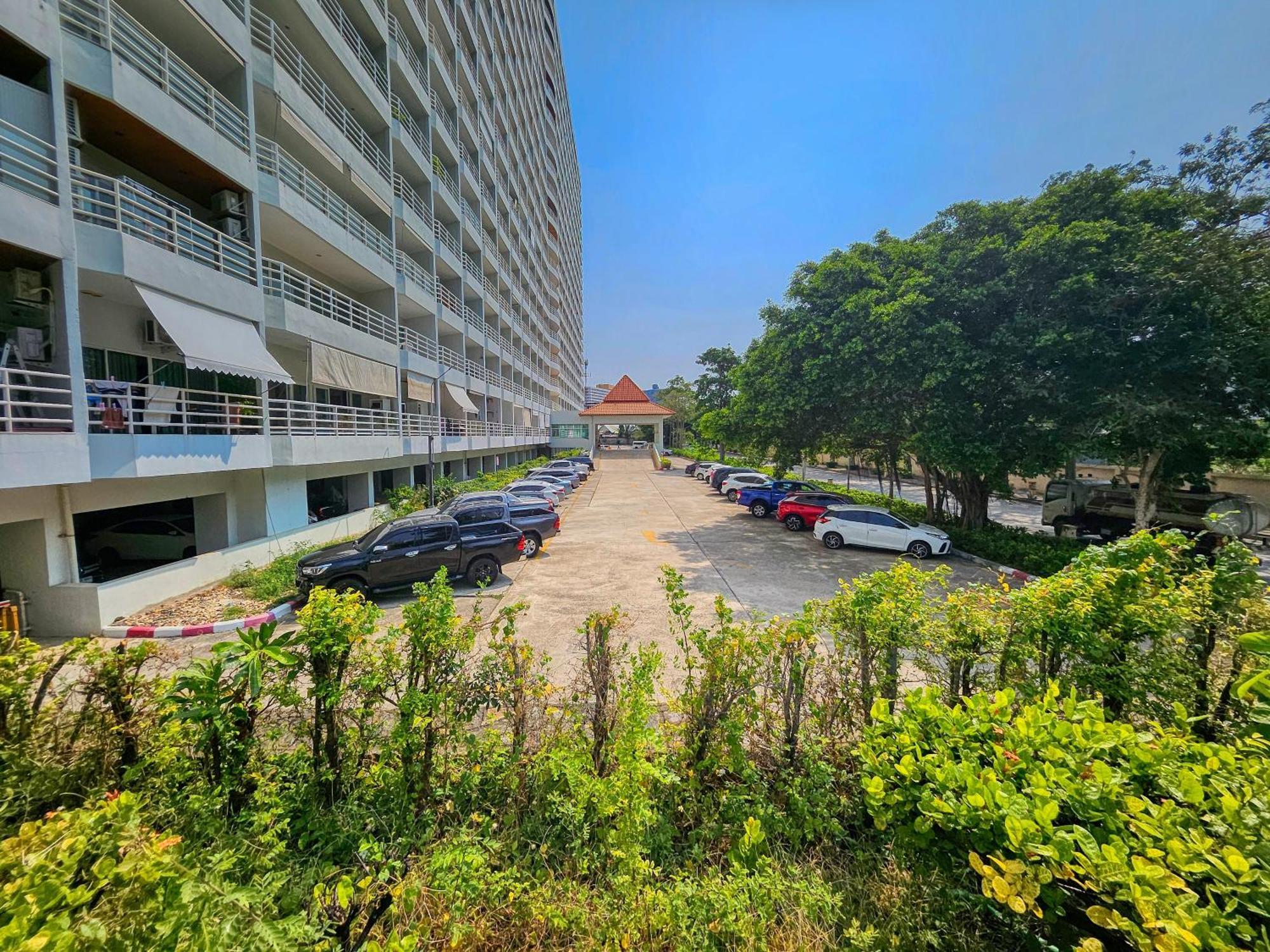 View Talay 5 Jomtien Beachfront Патая Екстериор снимка